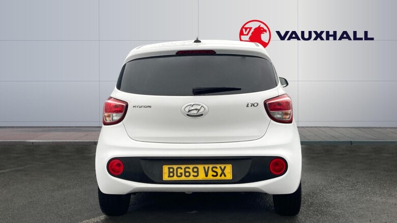 Hyundai i10 1.0 Play 5dr Petrol Hatchback